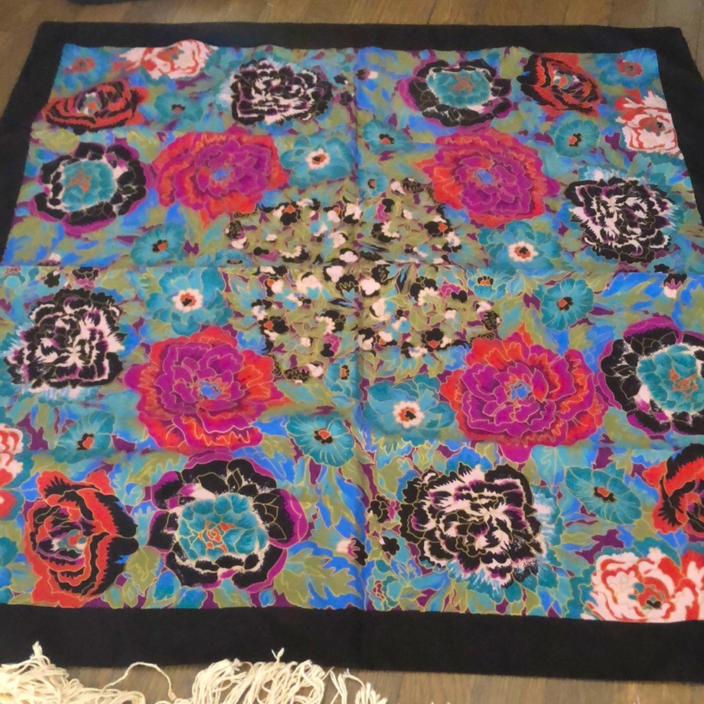 Totes Floral scarf